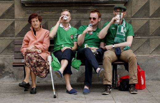 GE-NI-AL! Cele mai expresive imagini de la EURO! Ce se face si ce NU se face la EURO! Fotografiile de un miliard de LIKE-URI: