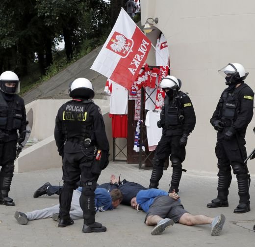 GE-NI-AL! Cele mai expresive imagini de la EURO! Ce se face si ce NU se face la EURO! Fotografiile de un miliard de LIKE-URI:_10