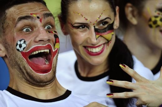 GE-NI-AL! Cele mai expresive imagini de la EURO! Ce se face si ce NU se face la EURO! Fotografiile de un miliard de LIKE-URI:_22