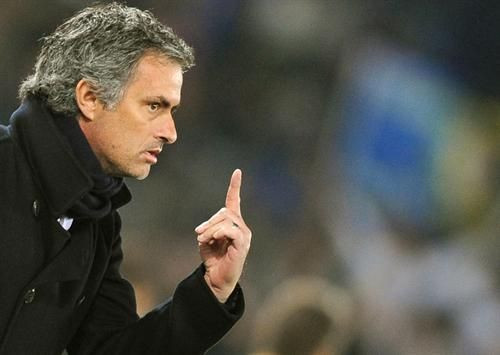 Mourinho a INNEBUNIT de nervi cand a deschis ziarele! Ce Barca? Jumatate de echipa e de la Real Cum a pornit RAZBOIUL intre Barca si Real la Euro