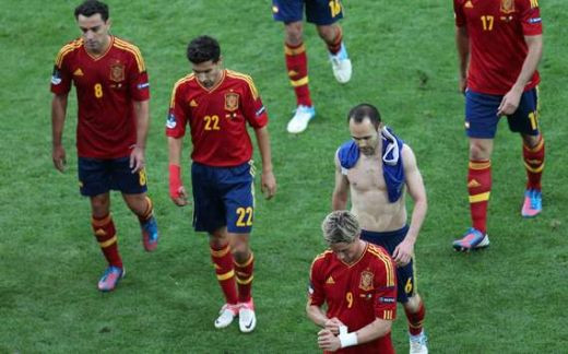 Dialogul anului! Buffon: Rade toata lumea de voi! Torres: E lipsa de respect! Cine ii ia la misto pe italieni! Ar putea fi cel mai mare blat!