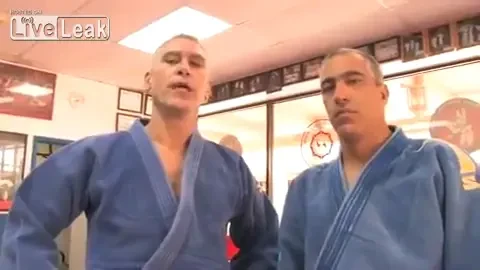 Instructorul care nu te lasa sa respiri era sa-si piarda de tot elevul: S-a terminat clipul si el nu se mai trezea!