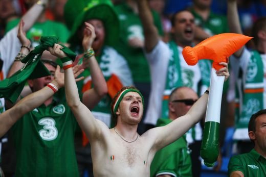 Italia s-a calificat in sferturi la EURO! Italia 2 - 0 Irlanda! Spania si Croatia nu au confirmat blatul! Trapattoni nu a avut ce le face lui Cassano si Balotelli! GOLURILE 3D_4