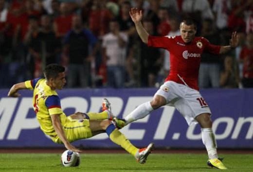 Dinamo ia un jucator de la Steaua cu 150.000 &euro;! Jucatorul de nationala care vine pentru titlu la Dinamo