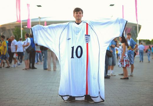 EUROBLOG ZIUA 12 | Ziua dupa care 2 arbitri DISPAR din fotbal! Decizia MONSTRUOASA care a salvat Anglia la Euro_16