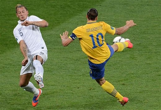 N-a reust sa evite ZLATASTROFA! Ibra a reusit cel mai frumos gol de la EURO! Vezi minunatia 3D care a pus toata Suedia in genunchi: