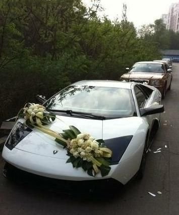 FOTO INCREDIBIL! Ultima MIZERIE made in China! Si-au batut joc de o capodopera de 500.000 de euro! Ce masina crezi ca au clonat acum?_4