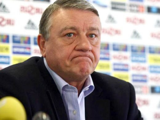 Mititelu a castigat! Craiova revine in B ! Curtea de Apel a anulat decizia CEx de excludere provizorie a Universitatii! Sa vedem cum ne da FRF jucatorii inapoi! VI