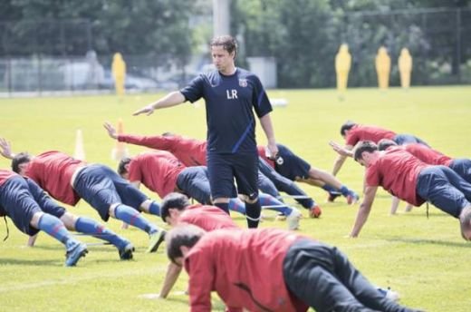 Multumim Romania Germania s-a trezit dupa 1-5 pe Giulesti! Marturia omului care poate face Steaua campioana!