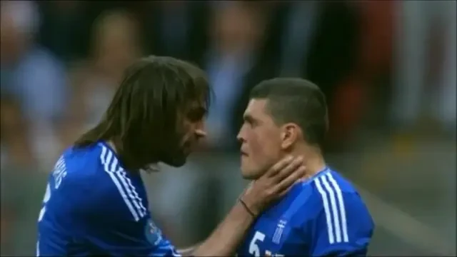 Slow motion de senzatie: Samaras vs Papadopoulos!