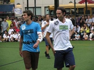 Cel mai tare transfer din CARIERA lui Mutu! Va juca in echipa cu Henry, Zanetti, Kalou, Davids si Vieira intr-un oras GENIAL!
