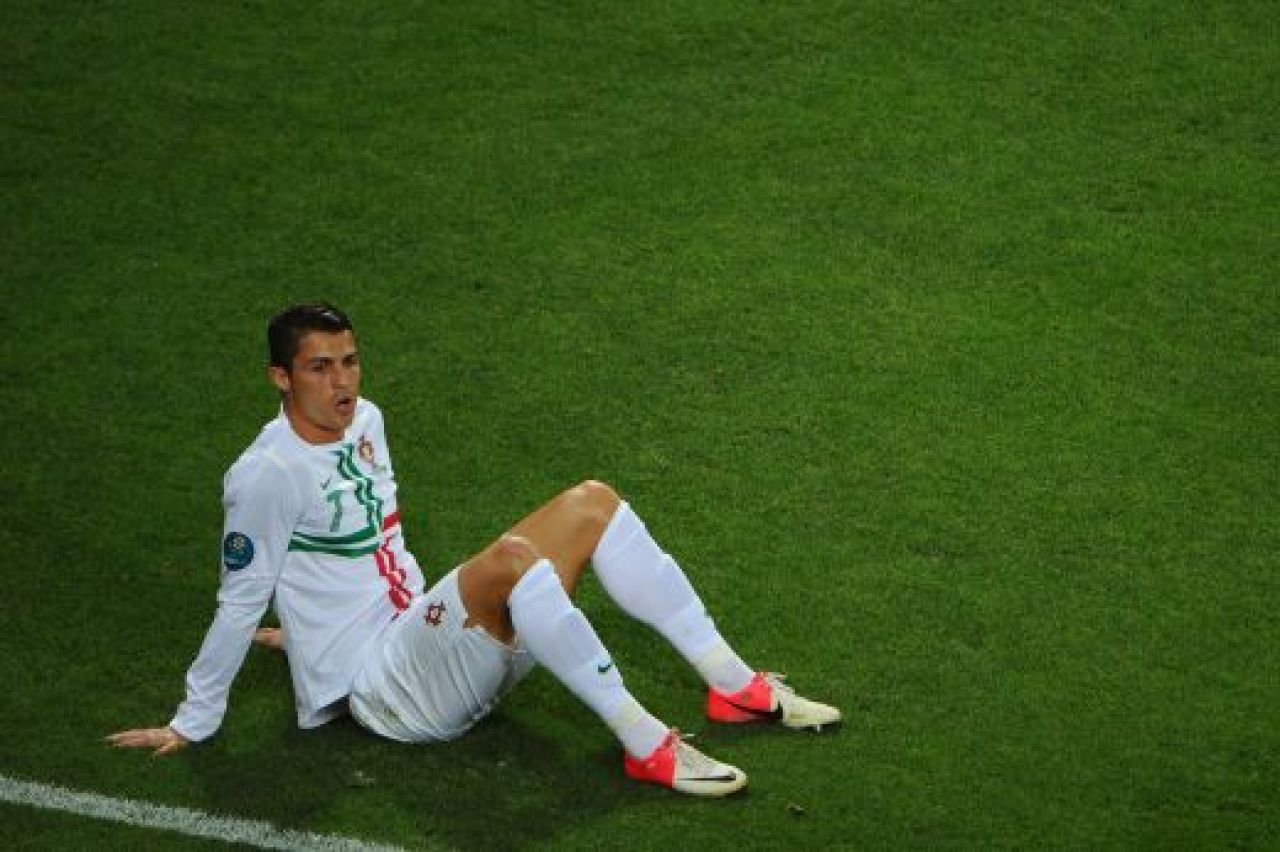 Spania e in FINALA!!! Portugalia 2-4 Spania, dupa penalty-uri! Bruno Alves a ingropat Portugalia, Ramos gol din scarita!_5