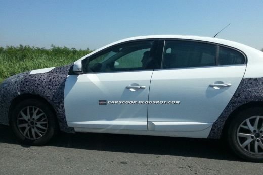 FOTO SPION! Primele imagini cu noile Logan si Sandero in Romania! Cum arata VIITORUL Dacia:_9