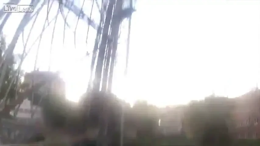 Se urca pe o cladire SUPER INALTA dar ceva absolut incredibil s-a intamplat! Vezi ce: