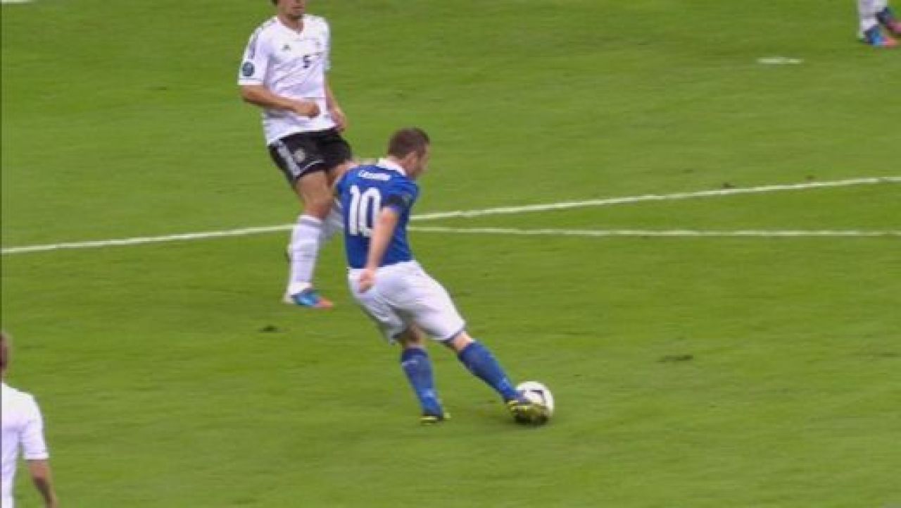 Balotelli a facut meciul vietii, Italia joaca FINALA cu Spania: Germania 1-2 Italia! Cel mai frumos meci de la Euro! VEZI GOLURILE 3D_5