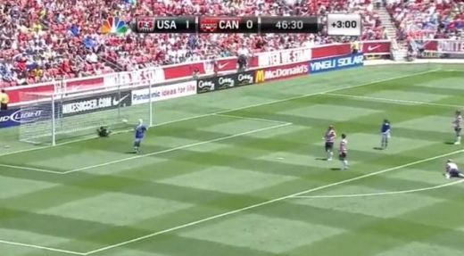 VIDEO Parada BESTIALA reusita de Casillas din fotbalul feminin! Portarita care se poate bate oricand cu baietii!