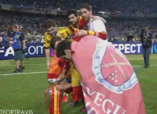 EUROBLOG, reactii dupa FINALA | Pur si simplu, SUPERB! Clipul celor de la BBC care iti va face pielea de gaina! VIDEO EMOTIONANT_12