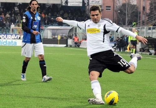 Mutu a intrat in DEPRESIE! A primit cea mai proasta veste din 2012! A fost refuzat de cel mai nebun club din Europa! Ce SUPER CAMPION de la Milan vine in locul lui