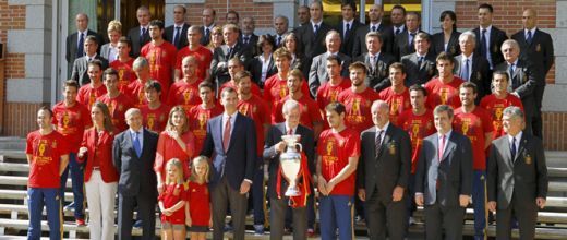 ACUM LIVE VIDEO! Campionii europeni sarbatoresc ACUM in piata Cibeles! Vezi NEBUNIA de la Madrid_1