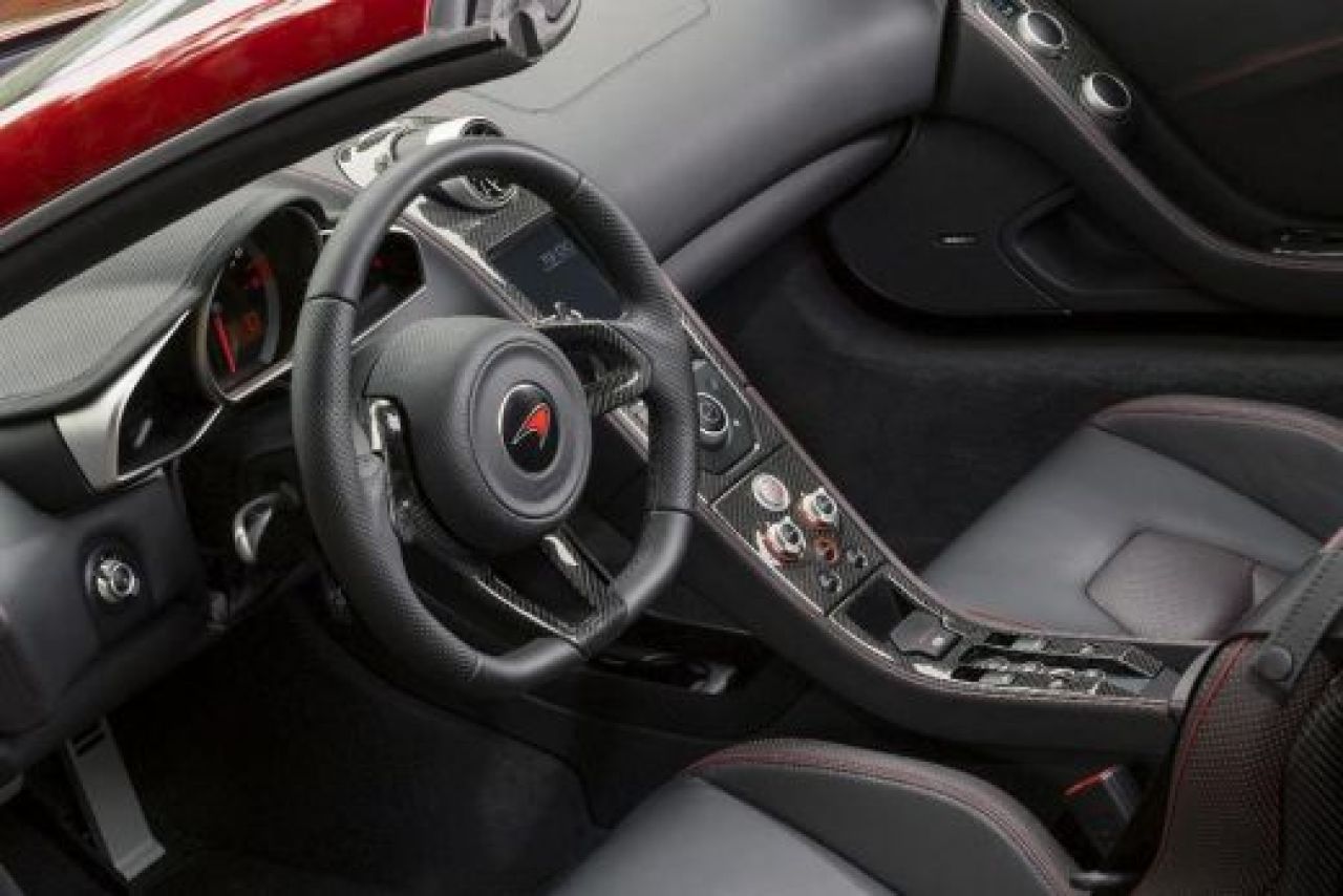 Nemtii sunt FASCINATI de noul McLaren: