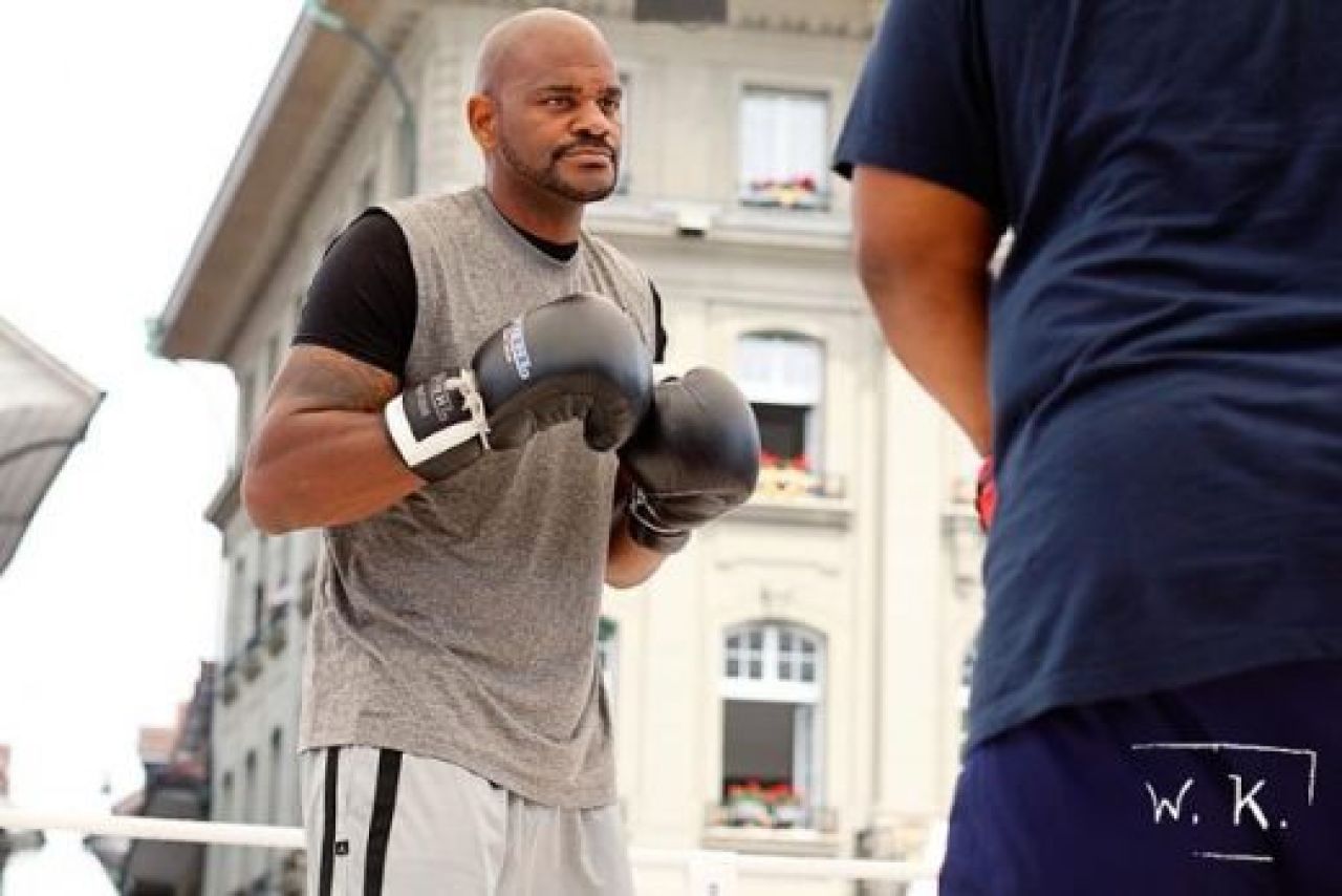 Foto: Cei de la Red Hot Chili Peppers au dat nas in nas cu Klitschko! Ce mesaj i-au transmis campionului:_1