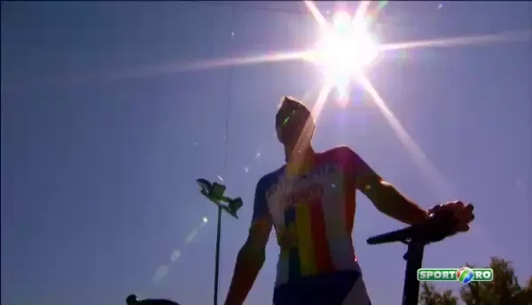 A facut ocolul Pamantului ca sa ajunga la Londra! Povestea FABULOASA a primului ciclist roman la Olimpiada dupa 32 de ani