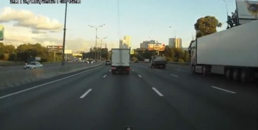 VIDEO: Ce a vrut&nbsp;sa faca dementul asta? Daca se chinuia 1.000 de ani si nu-i iesea!