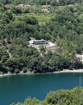 FOTO Cristiano Ronaldo s-a IZOLAT in Portugalia! Si-a facut casa de 4 mil. euro la care ajunge DOAR cu elicopterul!_12