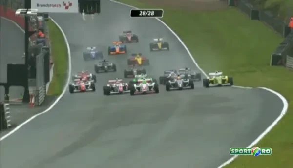 Mihai Marinescu e pe locul 4 la general! A doua cursa de la Brands Hatch e LIVE VIDEO, duminica, 16:50, pe Sport.ro si voyo.ro