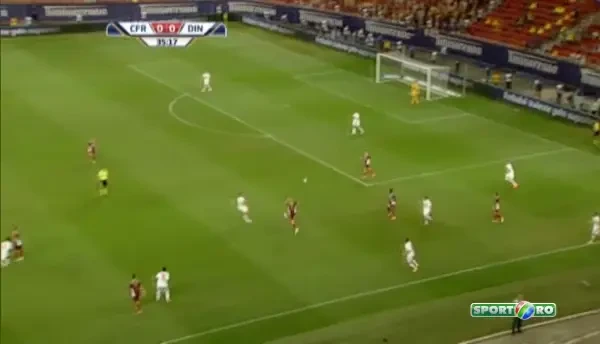 Valente deschide scorul pe National Arena!