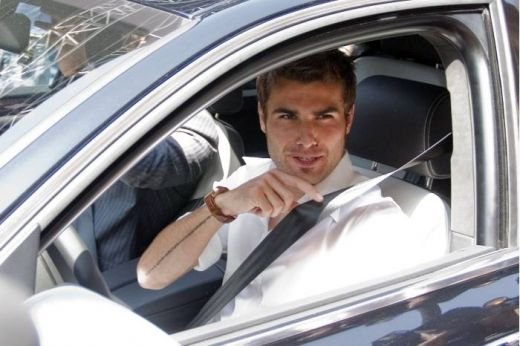 Mutu s-a simtit UMILIT in Italia! Sky anunta transferul care il SALVEAZA pe roman: E in negocieri avansate! Unde poate ajunge Mutu in aceasta vara:
