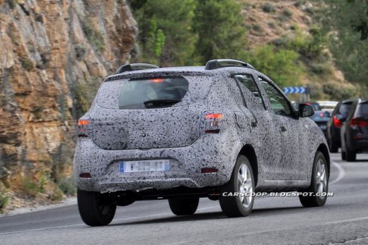 FOTO Dacia pregateste DUSTER JUNIOR! Cum arata NEBUNIA pregatita pentru 2013!_6