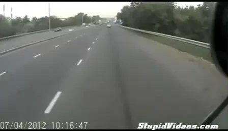 A fost la un centimetru de o moarte CUMPLITA! A scapat incredibil, dar parul i s-a albit INSTANT! VIDEO SOCANT