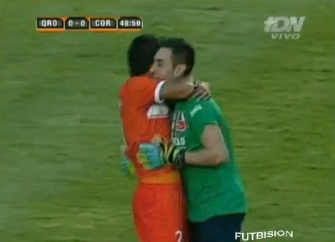 Portarul care a devenit EROU in intreaga lume! Ieri era anonim, astazi toata lumea ii stie numele! RACHETA cu care a inscris golul carierei! VIDEO