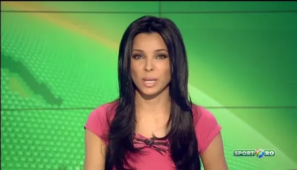 S-au simtit ca Ronaldo si Balotelli in fata unor SUPER MASINI! Ce surpriza URIASA au avut jucatorii de la Brasov :)