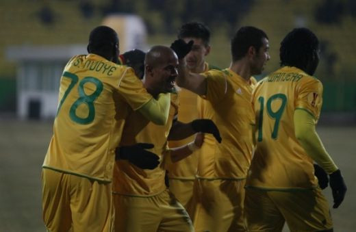 Vasluiul se antreneaza cu MARTIENI inainte de meciul anului! Ii batem, bine ca a plecat Wesley Cum vrea sa bata Petrolul la Vaslui