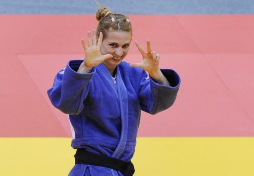 LIVEBLOG Olimpiada, ziua 2! Alina Dumitru ne-a adus prima medalie la JO! Echipa masculina de gimnastica a ratat calificarea in finala! Koczi, in finala la sol si sarituri!_48