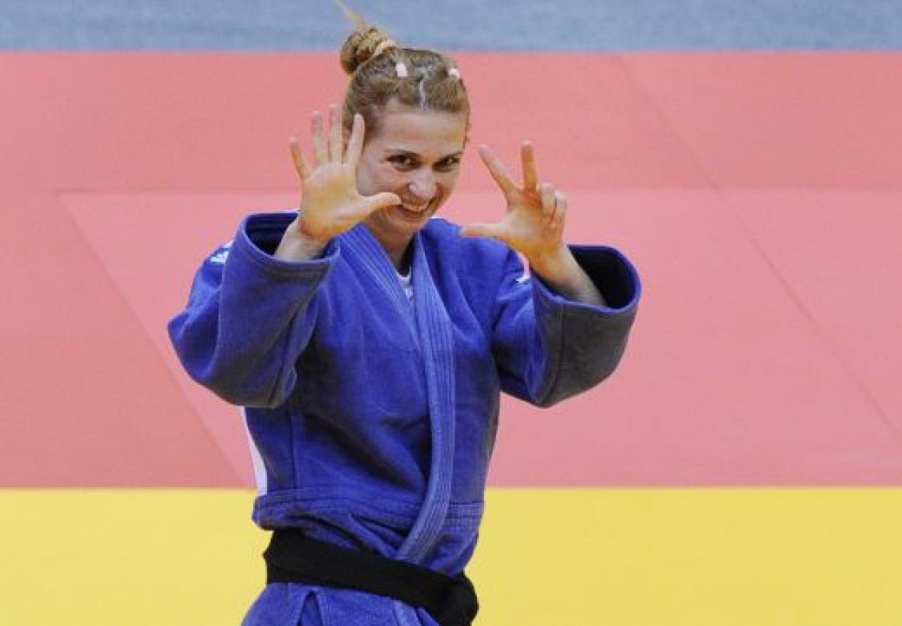 LIVEBLOG Olimpiada, ziua 2! Alina Dumitru ne-a adus prima medalie la JO! Echipa masculina de gimnastica a ratat calificarea in finala! Koczi, in finala la sol si sarituri!_48