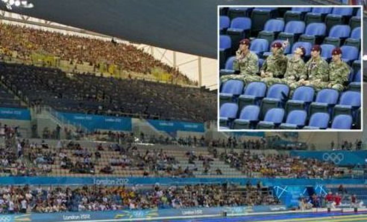Englezii au adoptat tactica Stelei pentru a acoperi partea JENANTA a Olimpiadei: au adus militari in tribune :) EXPLICATIA pentru singura bila NEAGRA de la JO:_4
