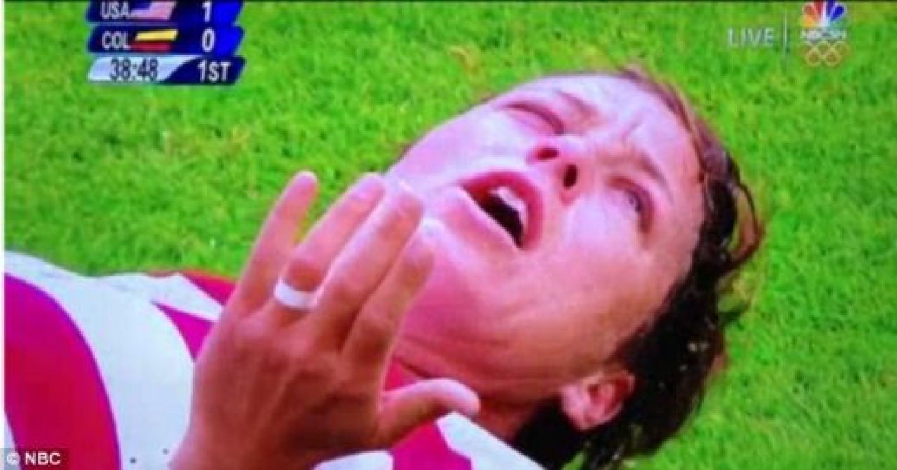 VIDEO Cel mai MURDAR gest de la Jocurile Olimpice! O fotbalista din SUA, facuta KO de o adversara! Vezi cum ARATA:_3