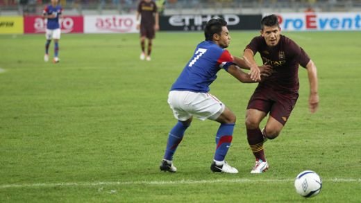 VIDEO Pantilimon, prima GAFA in vara asta la City! Vezi golurile BRILIANTE marcate de Tevez si Aguero in Malaezia!