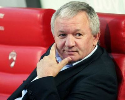 Turcii, impresionati de FITELE de milionar ale lui Porumboiu! Ce au remarcat ziaristii de la Hurriyet la aterizarea Vasluiului la Istanbul: