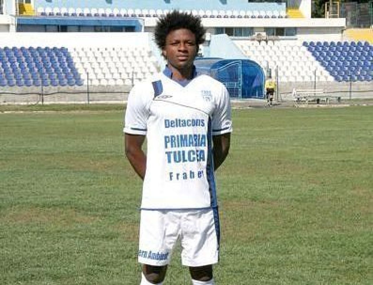 TRAGEDIE in fotbalul romanesc! Un nigerian de la Delta Tulcea a MURIT pe teren! Antrenorul care l-a adus in Romania e socat: