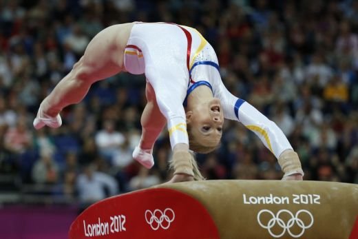LIVEBLOG Olimpiada, ziua 10 | Bolt a fugit ca un NEBUN: aur si record olimpic la 100m! AUR pentru Romania: Sandra Izbasa, campioana olimpica la sarituri!_8