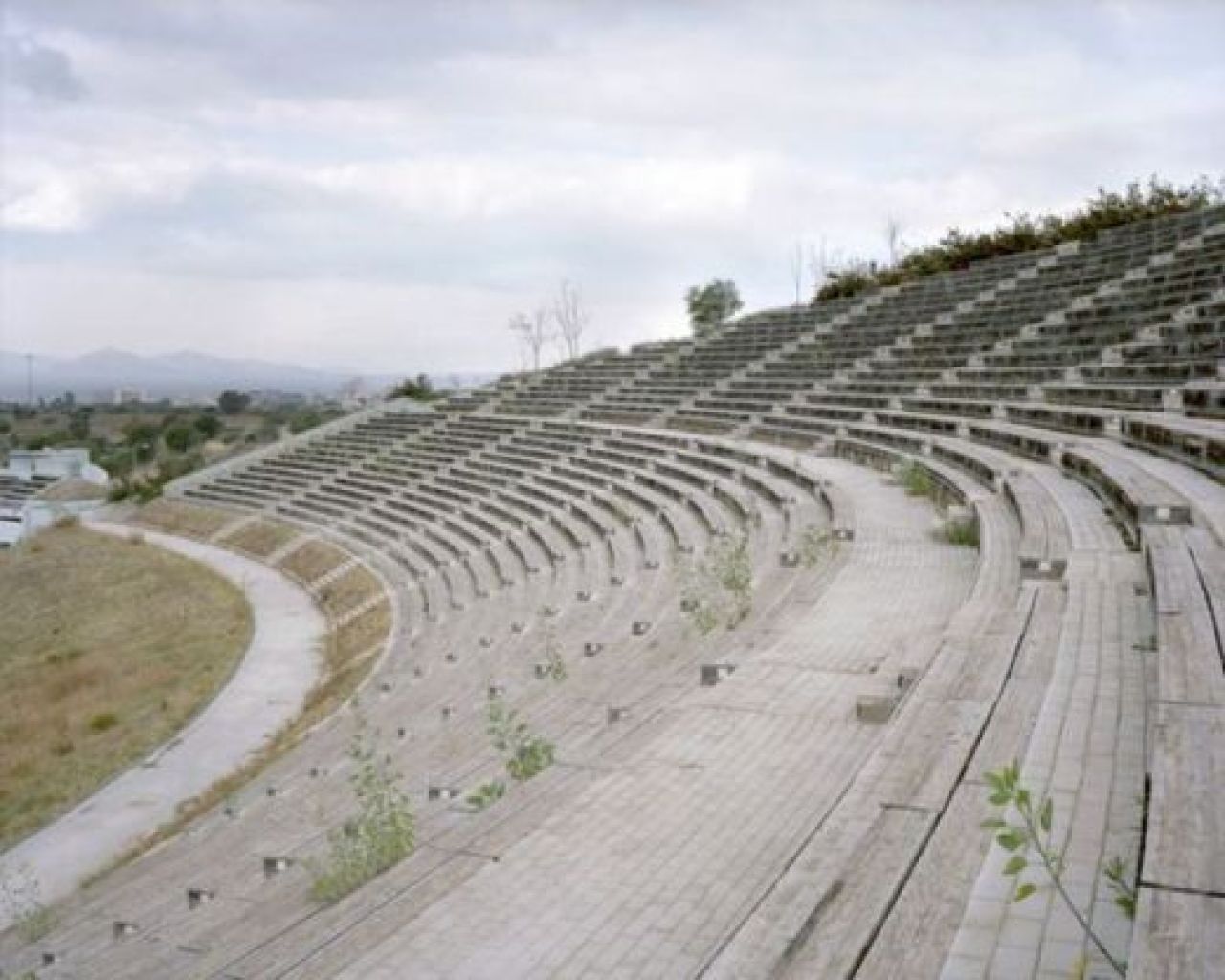 FOTO / Urmarile Jocurilor Olimpice: Un complex mancat de rugina si 11.000.000.000 de dolari aruncati pe geam! In ce tara?_7