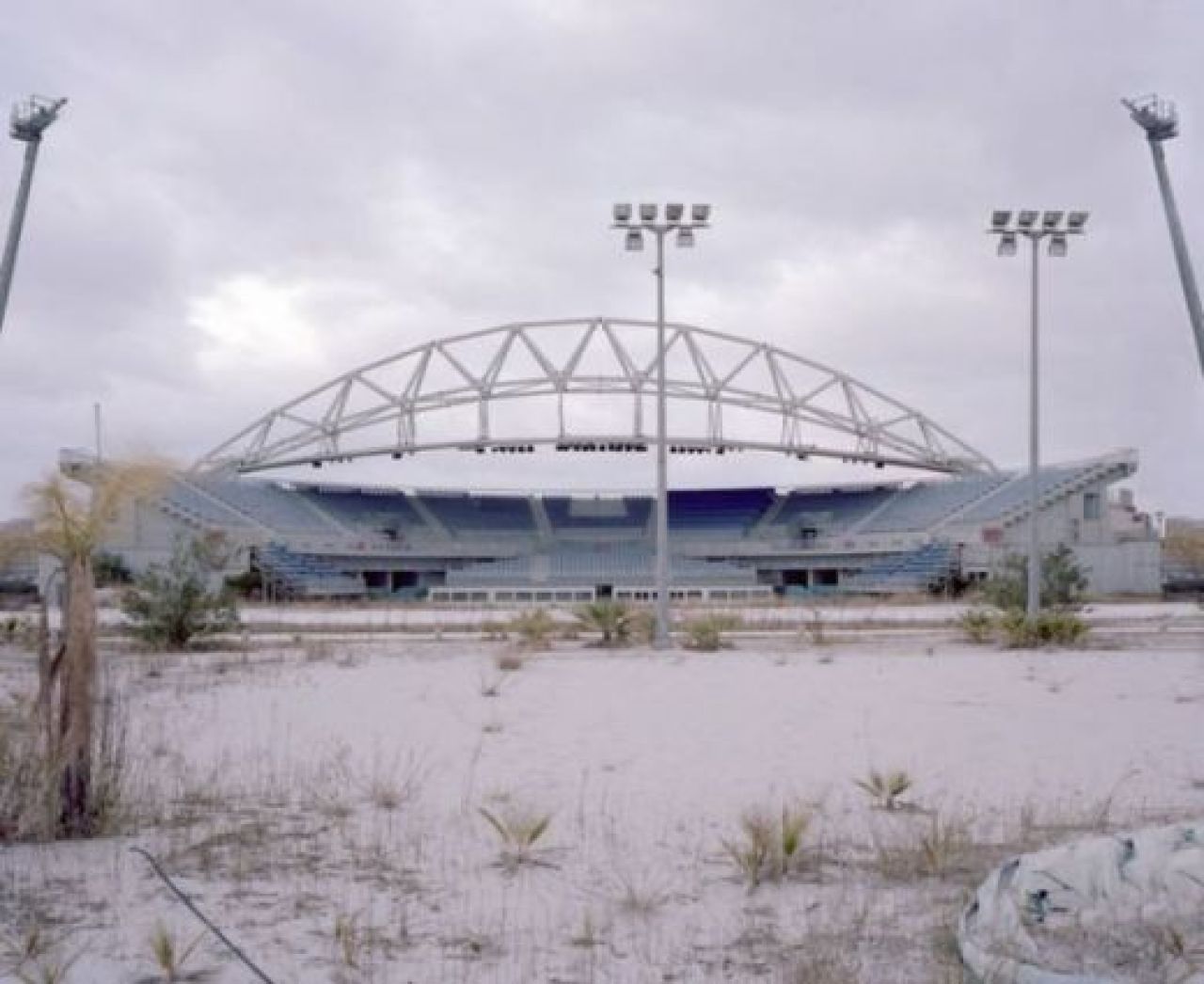 FOTO / Urmarile Jocurilor Olimpice: Un complex mancat de rugina si 11.000.000.000 de dolari aruncati pe geam! In ce tara?_8