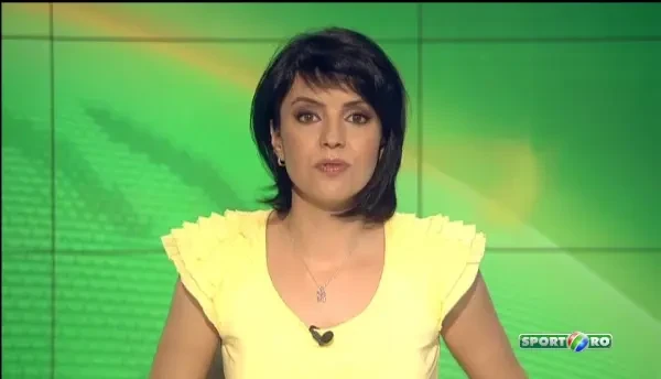 Sumudica s-a LINISTIT dupa ce l-a auzit pe Chivu: "Nici nu ne mai antrenam pana la meci!" :) Faza zilei la Vaslui: