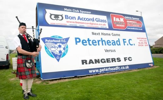 FOTO INCREDIBIL! Au 140 de ani si 54 de titluri in palmares, acum joaca pe CAMP! Goian  a debutat cu Rangers in liga a PATRA! Vezi ce au facut:_10