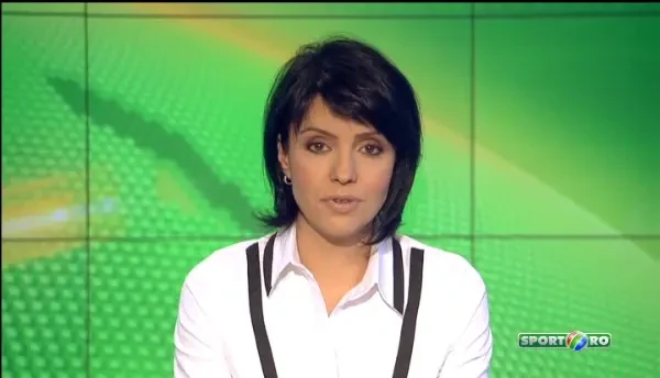 Ghita Muresan, invitat de Barcelona sa-l cunoasca pe Messi! Poza va fi antologica! Uriasul care a jucat in NBA s-a antrenat cu niste pusti cat Messi :)