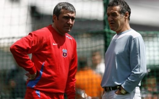 Hagi propune trei stelisti la Barcelona! Declaratia care ajunge la urechile lui Tito: Nu stiu cum face ca da mereu gol! Steaua asteapta 10.000.000 euro pe ei: